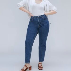 Everlane Curvy 90s Cheeky Jeans in deep Atlantic blue